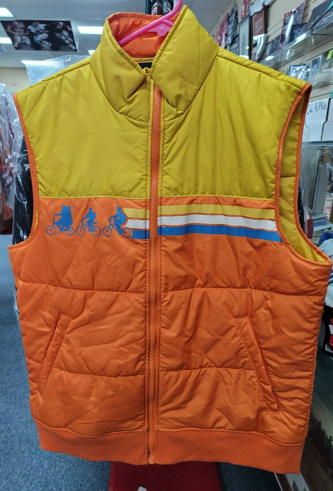 Stranger Things Sleeveless Puffer Vest, Size Large, Orange And Yellow New W/tags